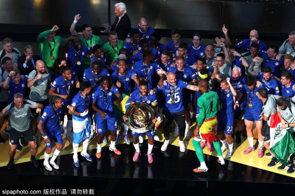 Đội trẻ của Chelsea giành được câu lạc bộ World Cup và cố gắng giành lại chức vô địch Premier League