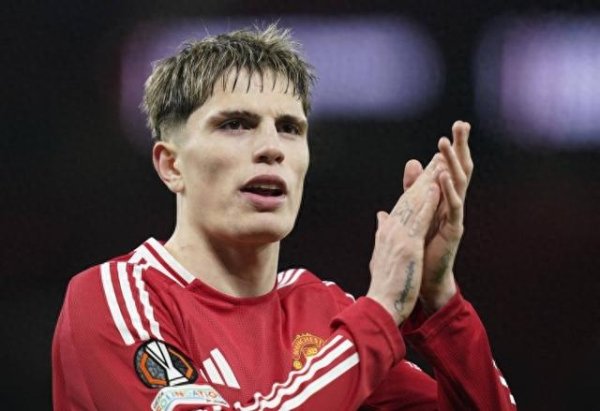 ESPN: Chelsea tiếp tục xem Garnacho, giá yêu cầu của Manchester United giảm xuống còn 40 triệu bảng