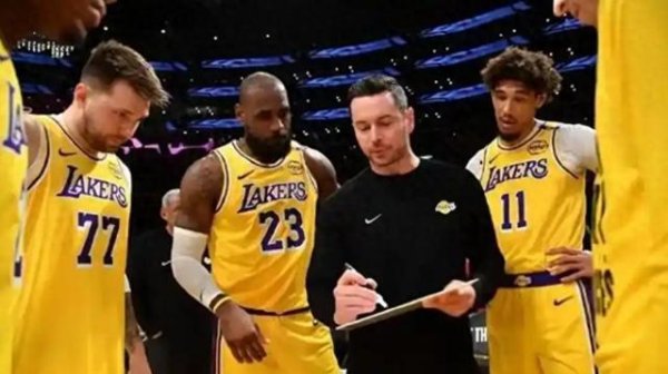 Thông báo chính thức! Các Lakers đã ký hợp đồng với một trung tâm khác, và hoạt động ngoài luồng kết